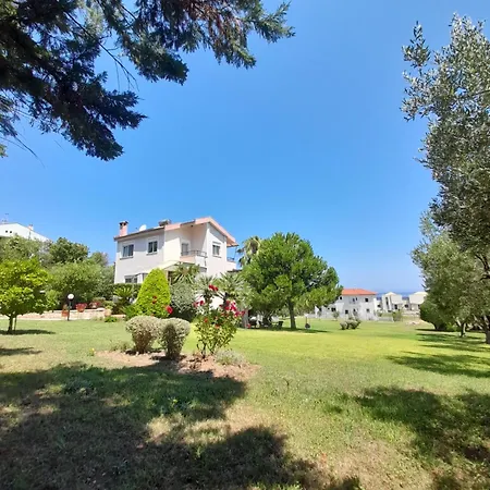 בית נופש Aroma *