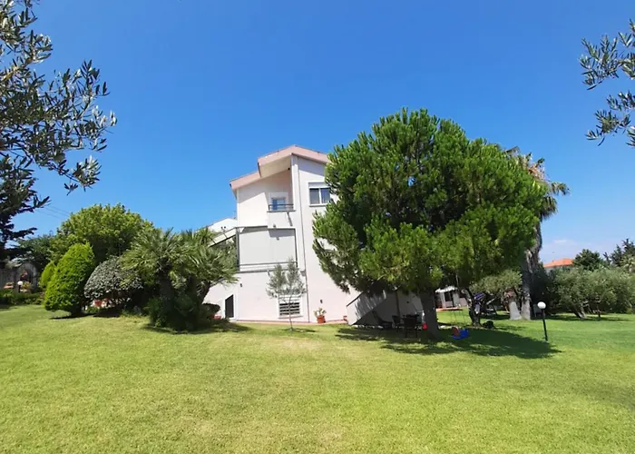 Aroma 度假居 波利克罗诺